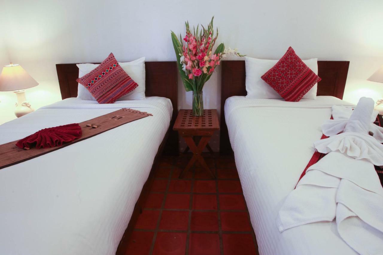 The Travellers Arms Hotell Chiang Mai Exteriör bild